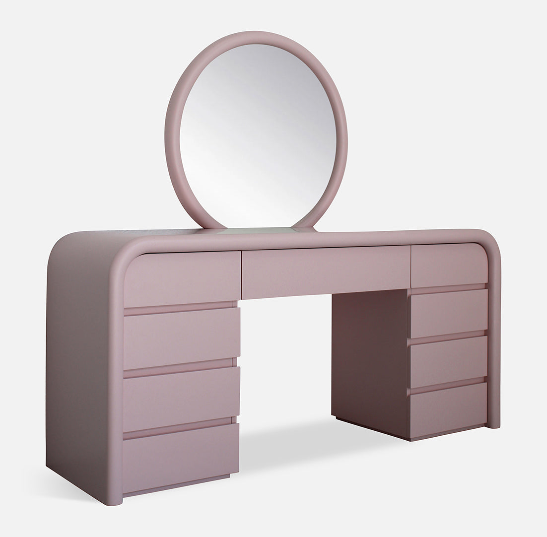 Diva Dresser