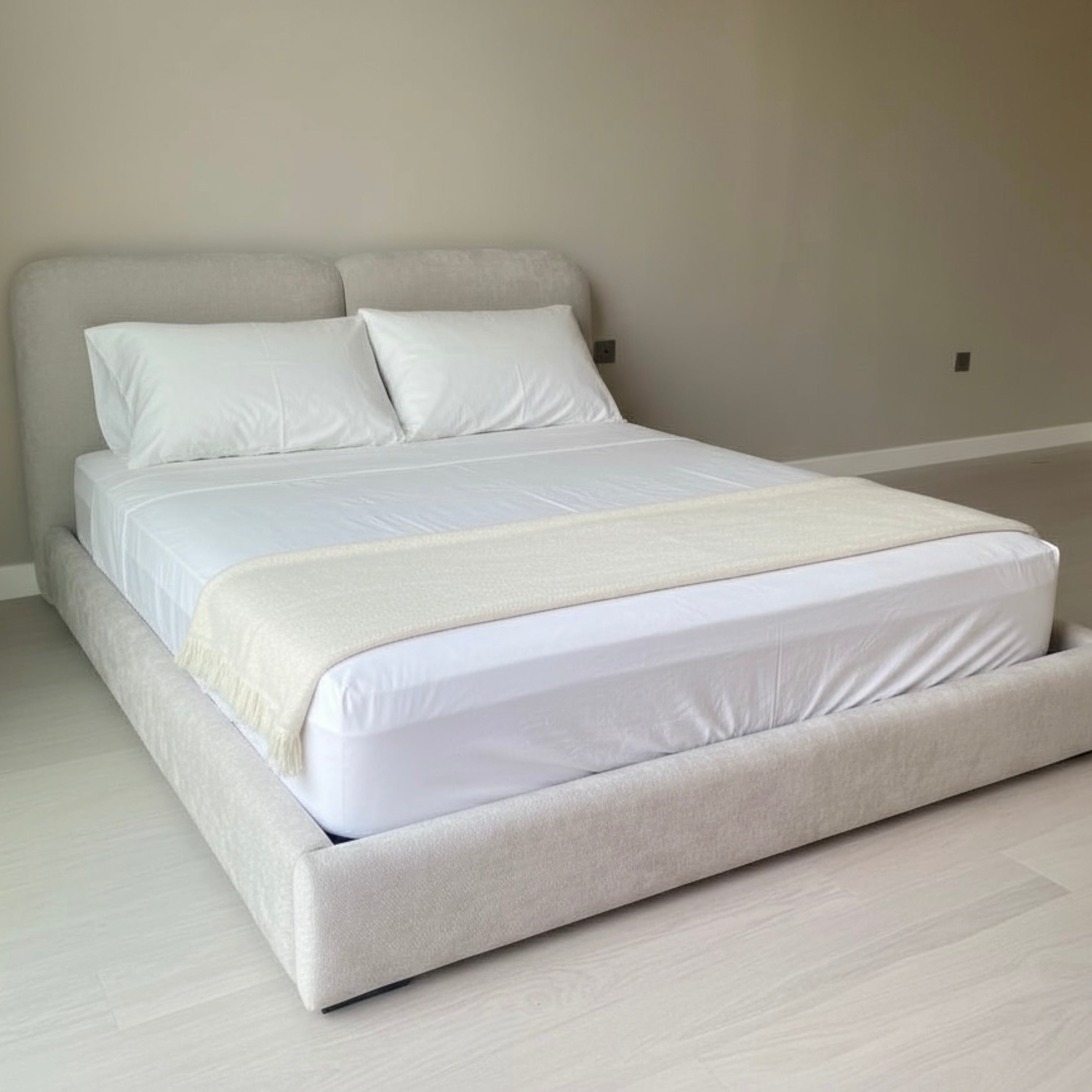 Midnight Bed