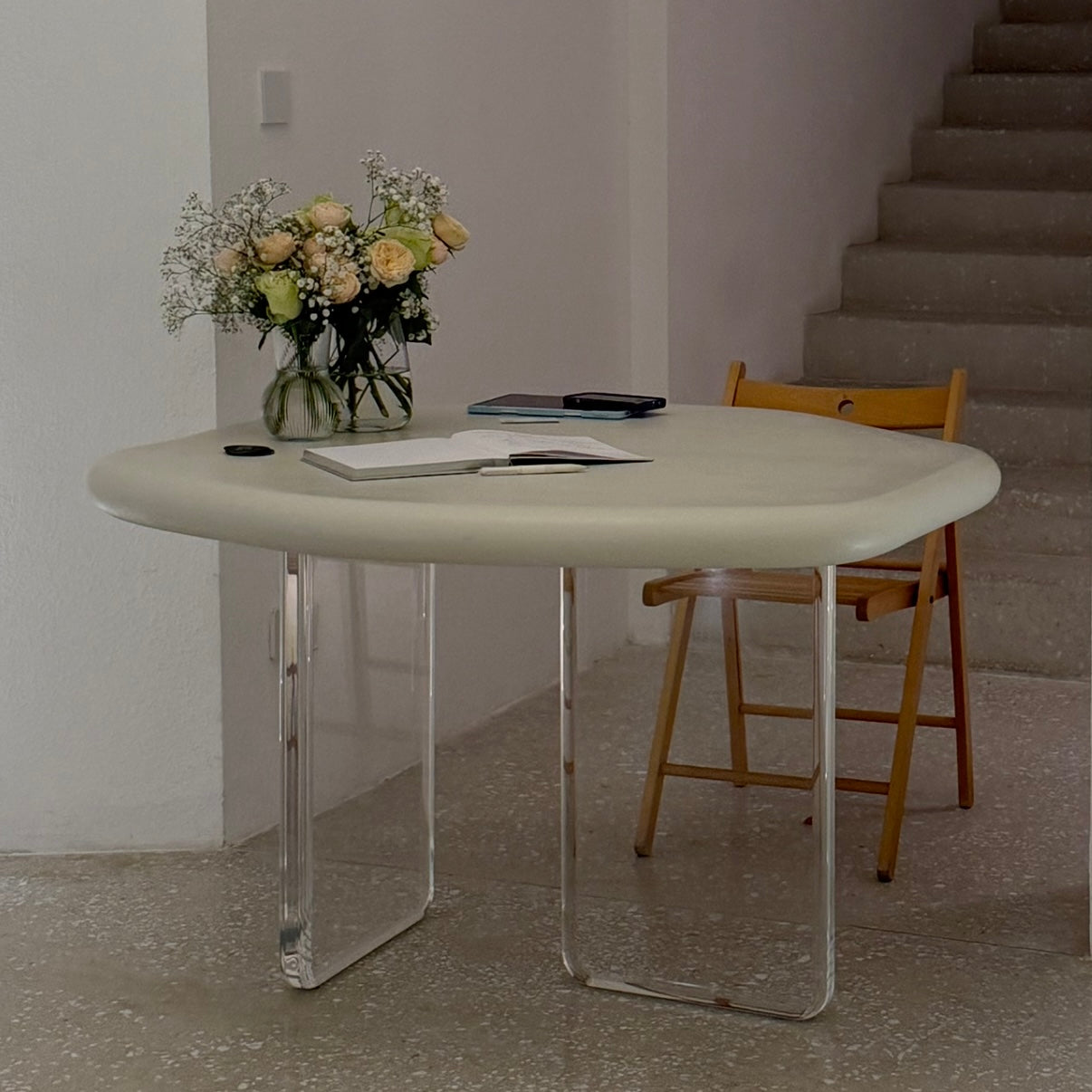Float Dining Table