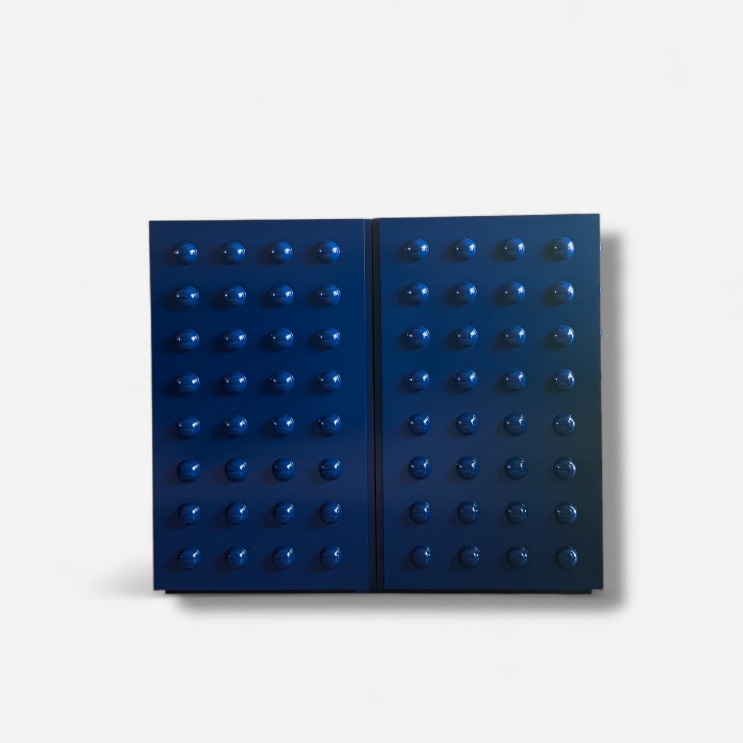 Orbit Cabinet